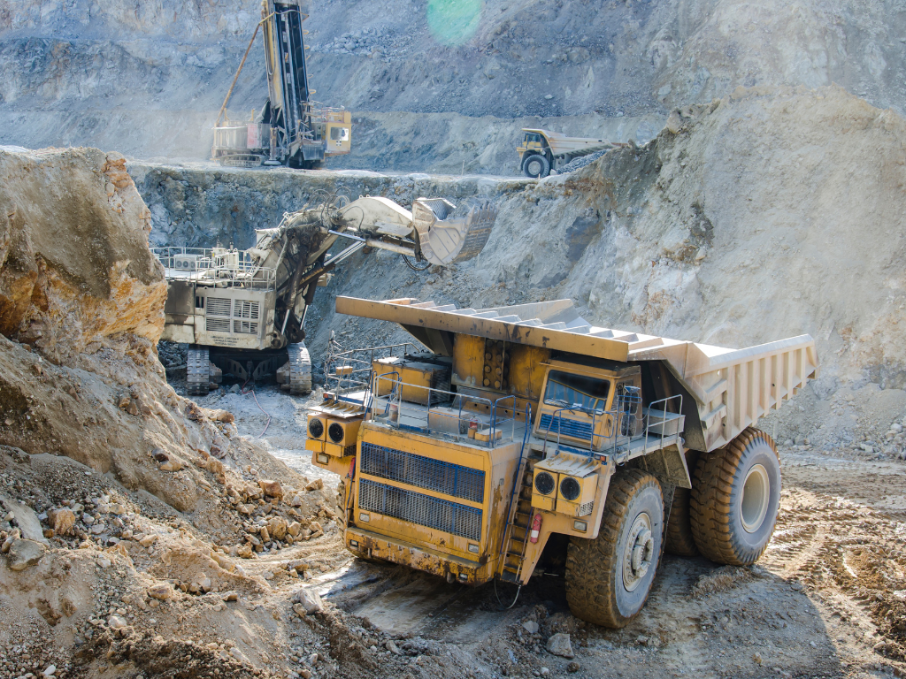 mining in queensland