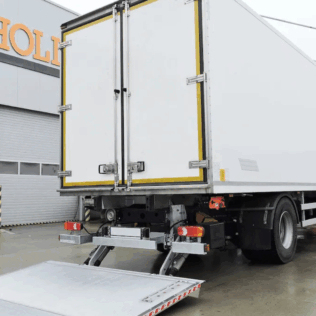 The Complete Guide to the Benefits of Tailgate Truck Hire Services (2026)